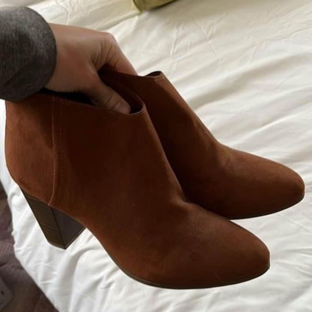 Old Navy Size 10 Booties - Worn Once